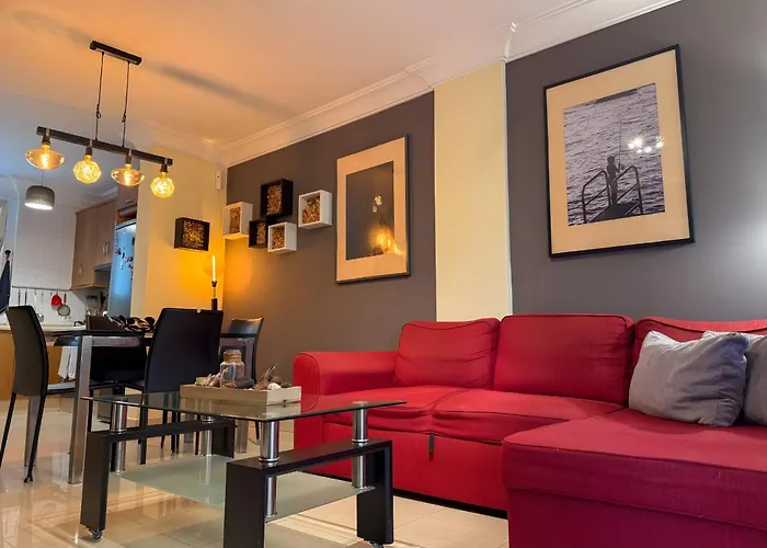 Stylish Mar With Sunny Terrace Bravo's House