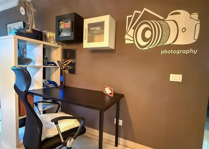 Stylish Mar With Sunny Terrace Bravo's House פאלם-מאר